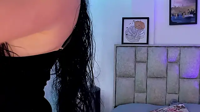 Snapshot of brianaGuzman chatting on 11, 6, 2026 brianaGuzman online show from 11, 6, 2026