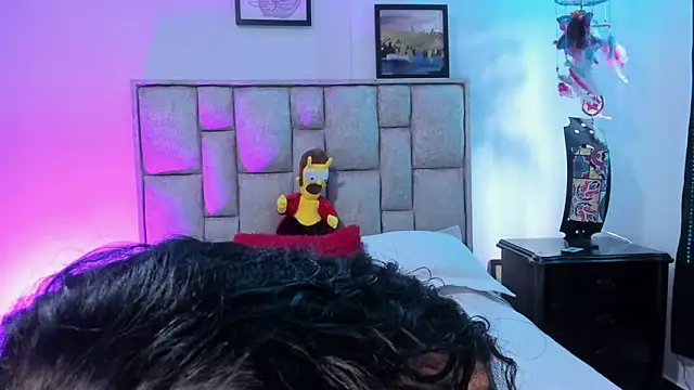 brianaGuzman online show from 28, 2, 2026