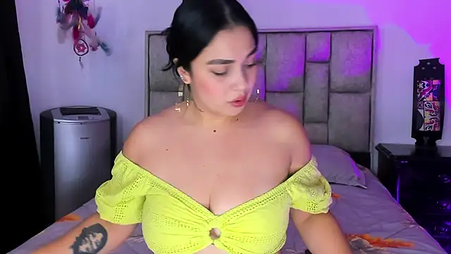 Snapshot of brianaGuzman chatting on 14, 7, 2026 brianaGuzman online show from 14, 7, 2026
