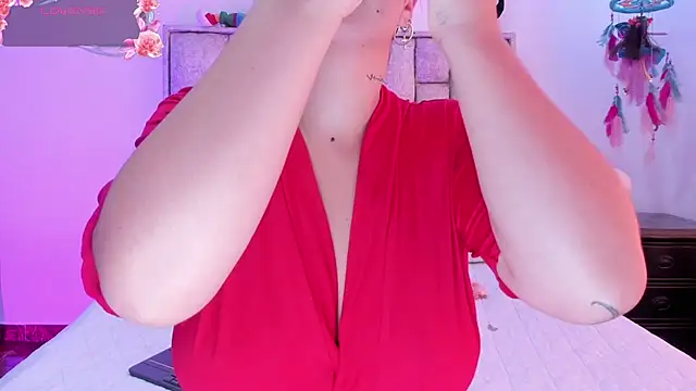 brianaGuzman online show from 11, 10, 2025