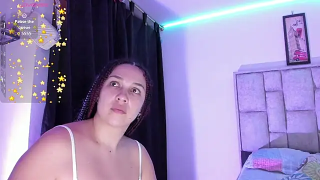 brianaGuzman online show from 15, 12, 2025