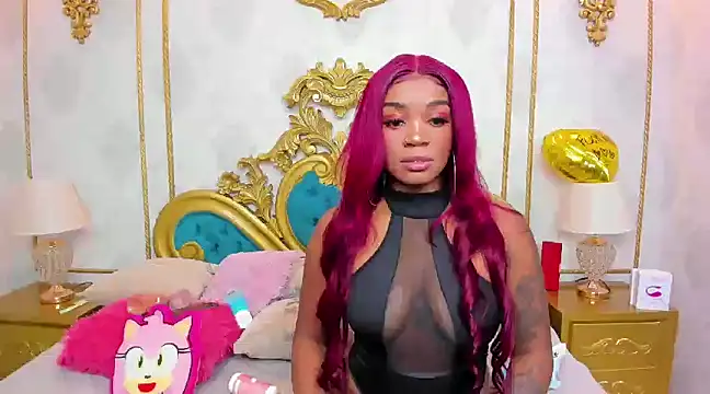 Snapshot of SalomeRestrepo chatting on 5, 3, 2025 SalomeRestrepo online show from 5, 3, 2025
