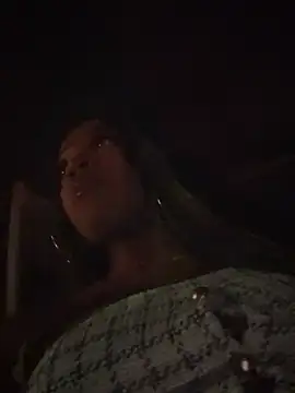 SalomeRestrepo online show from 10, 4, 2026