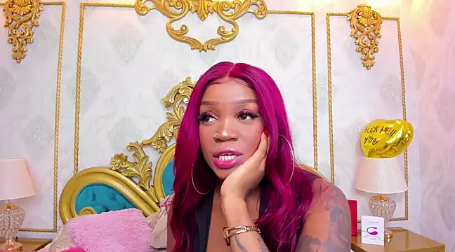 Snapshot of SalomeRestrepo chatting on 10, 3, 2025 SalomeRestrepo online show from 10, 3, 2025