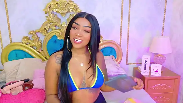 SalomeRestrepo online show from 14, 5, 2026