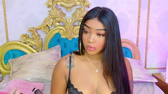 SalomeRestrepo online show from 17, 4, 2026