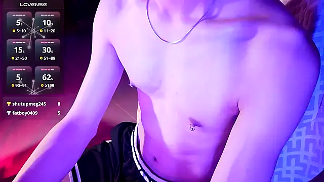 Snapshot of FEIYU001 chatting on 6, 1, 2025 FEIYU001 online show from 6, 1, 2025