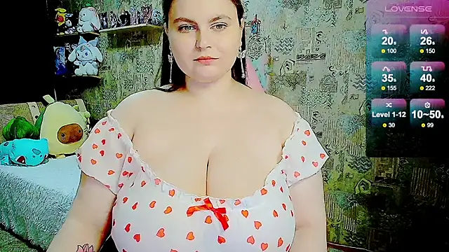 Snapshot of WhisperInTheDarkk chatting on 8, 5, 2026 WhisperInTheDarkk online show from 8, 5, 2026