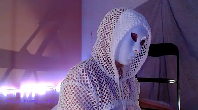 madcrumblepie online show from 6, 3, 2025