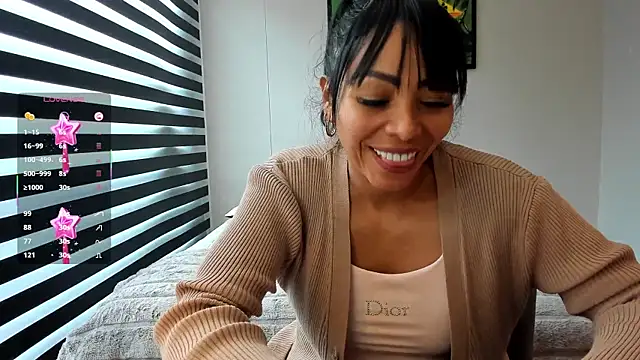 Snapshot of CindyWilliams_ chatting on 7, 5, 2026 CindyWilliams online show from 7, 5, 2026