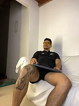AndresSmith   online show from 28, 7, 2026
