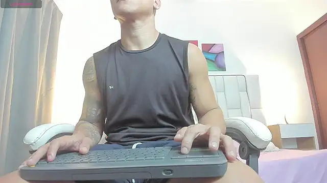 nakedfoam1 online show from 9, 3, 2026