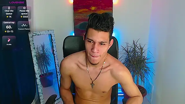 Snapshot of dirtyboy_23 chatting on 18, 10, 2025 dirtyboy 23 online show from 18, 10, 2025