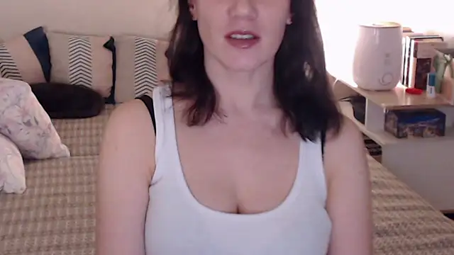 pepper milf online show from 4, 3, 2025