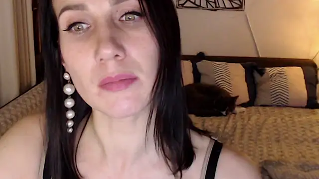 pepper milf online show from 14, 1, 2025