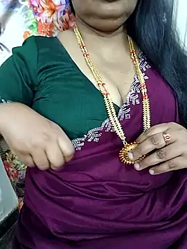 Snapshot of Deepthi_Mysore chatting on 10, 9, 2025 Deepthi Mysore online show from 10, 9, 2025