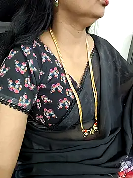 Snapshot of Deepthi_Mysore chatting on 10, 3, 2025 Deepthi Mysore online show from 10, 3, 2025