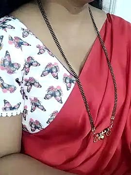 Snapshot of Deepthi_Mysore chatting on 7, 2, 2025 Deepthi Mysore online show from 7, 2, 2025