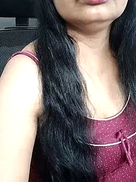 Snapshot of Deepthi_Mysore chatting on 18, 2, 2025 Deepthi Mysore online show from 18, 2, 2025