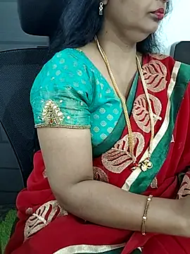 Snapshot of Deepthi_Mysore chatting on 13, 3, 2025 Deepthi Mysore online show from 13, 3, 2025
