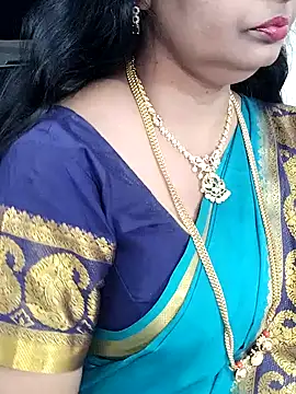 Snapshot of Deepthi_Mysore chatting on 9, 2, 2025 Deepthi Mysore online show from 9, 2, 2025