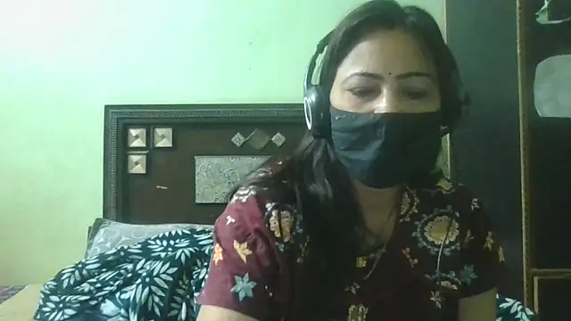 couplesuni online show from 22, 4, 2026