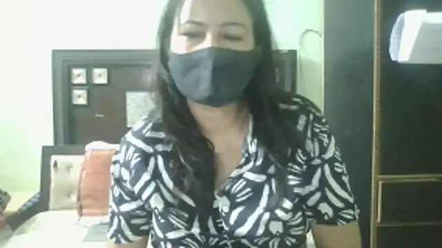 Snapshot of couplesuni chatting on 30, 4, 2026 couplesuni online show from 30, 4, 2026