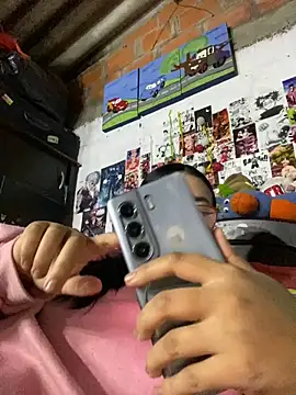 Snapshot of dafne19_ chatting on 25, 10, 2025 dafne19 online show from 25, 10, 2025