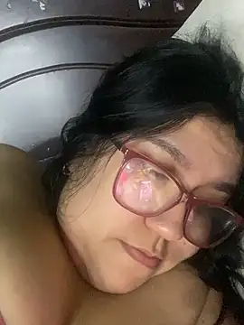 Snapshot of dafne19_ chatting on 14, 11, 2025 dafne19 online show from 14, 11, 2025