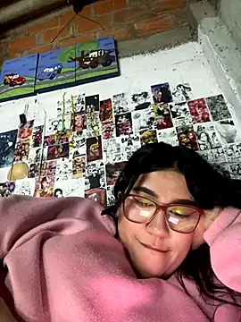 Snapshot of dafne19_ chatting on 23, 11, 2025 dafne19 online show from 23, 11, 2025