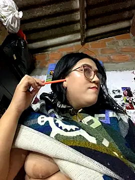 Snapshot of dafne19_ chatting on 24, 11, 2025 dafne19 online show from 24, 11, 2025