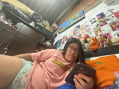 Snapshot of dafne19_ chatting on 6, 5, 2026 dafne19 online show from 6, 5, 2026