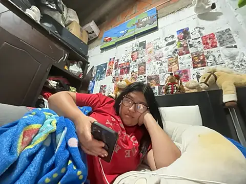 Snapshot of dafne19_ chatting on 14, 5, 2026 dafne19 online show from 14, 5, 2026
