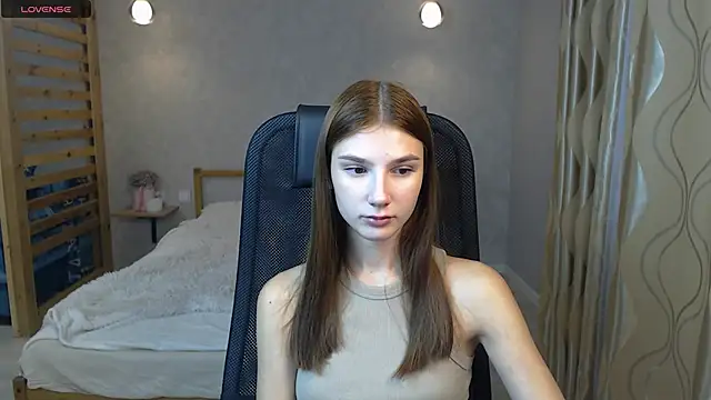 Snapshot of AnaHoney chatting on 2, 10, 2025 AnaHoney online show from 2, 10, 2025