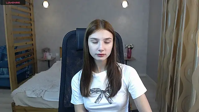 Snapshot of AnaHoney chatting on 27, 9, 2025 AnaHoney online show from 27, 9, 2025