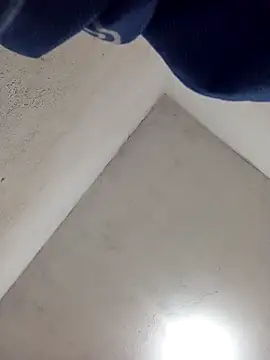 Snapshot of ambarlennoix chatting on 10, 10, 2025 ambarlennoix online show from 10, 10, 2025