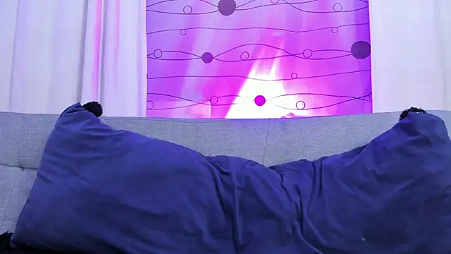 Snapshot of LukaCastillo chatting on 11, 3, 2025 LukaCastillo online show from 11, 3, 2025