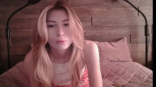 ErikaShyy online show from 27, 2, 2025