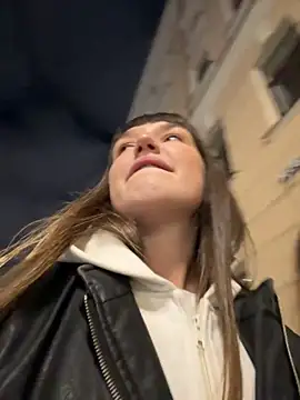 Sophie Avory online show from 5, 11, 2025