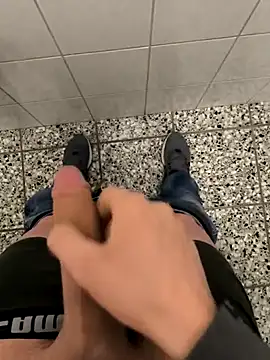 geilehecke1 online show from 10, 3, 2025