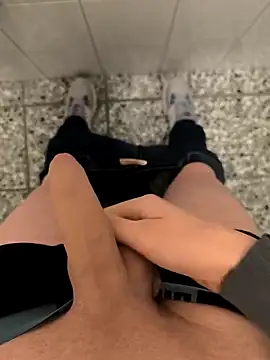 geilehecke1 online show from 11, 2, 2025