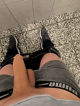 geilehecke1 online show from 21, 3, 2025