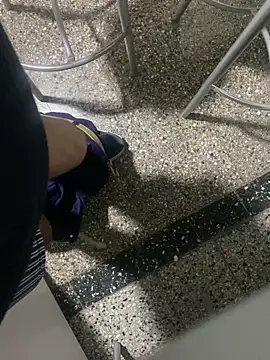 Julian 23312 online show from 21, 3, 2026