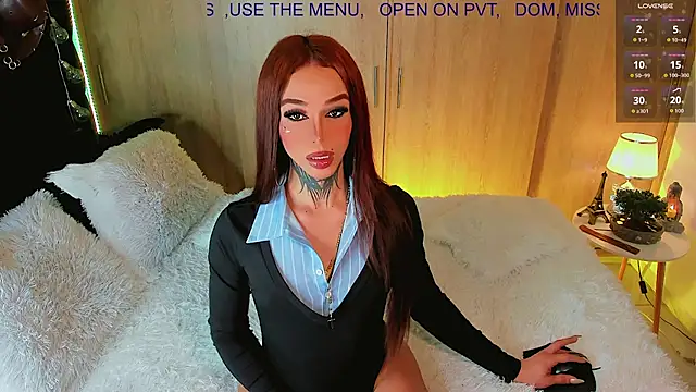 CALLME GODDESS  online show from 24, 6, 2026