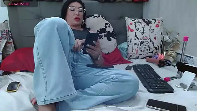 katysquirtdirty online show from 4, 6, 2026