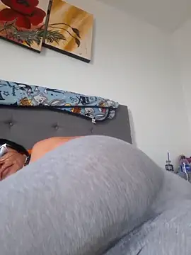 katysquirtdirty online show from 7, 4, 2026