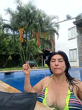 katysquirtdirty online show from 2, 11, 2025