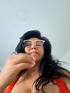 katysquirtdirty online show from 9, 9, 2025