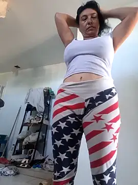 Snapshot of katysquirtdirty chatting on 21, 6, 2026 katysquirtdirty online show from 21, 6, 2026