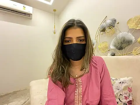 MaYaa  11 online show from 18, 3, 2026